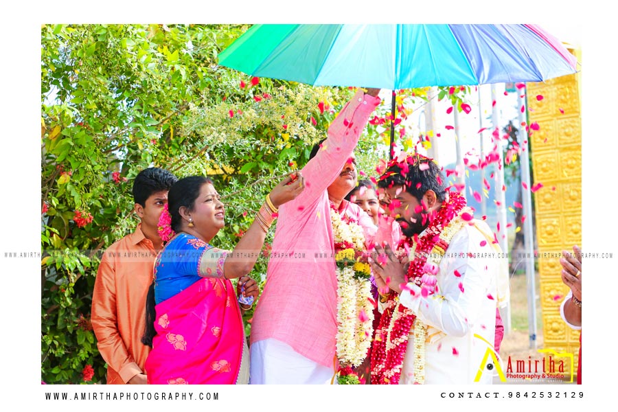 professional Sourashtra candid wedding photography in Madurai